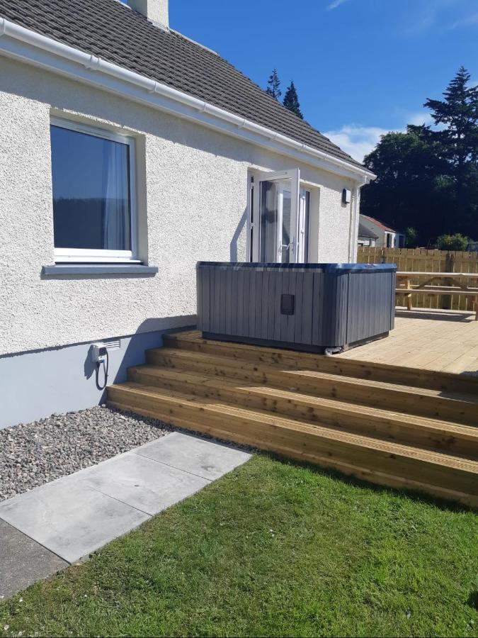 Loch Ness Cottage Форт Аугустус Екстериор снимка