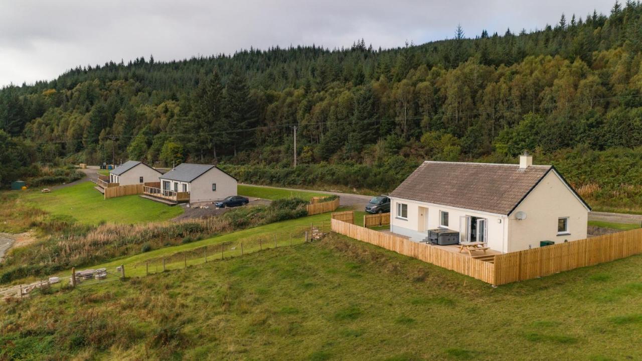 Loch Ness Cottage Форт Аугустус Екстериор снимка
