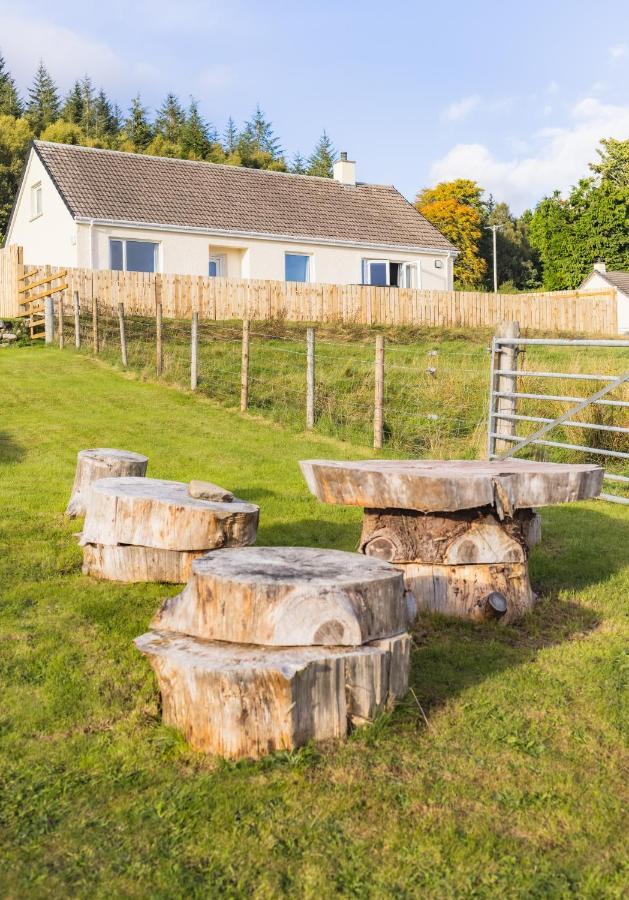 Loch Ness Cottage Форт Аугустус Екстериор снимка